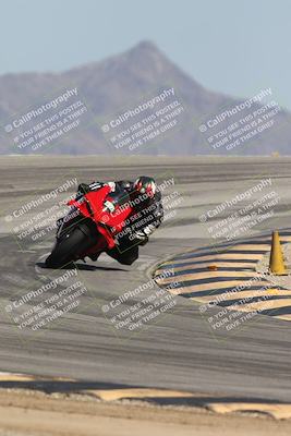 media/Oct-02-2025-Racers Edge (Thu) [[2c91cb6ab3]]/2-A Group/Session 5-Turn 12 (130pm)/